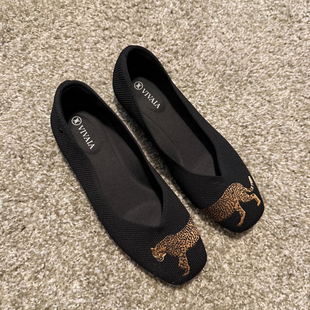 Vivaia Margot square toe flats embroidered cheetah black 37.5 comfort casual